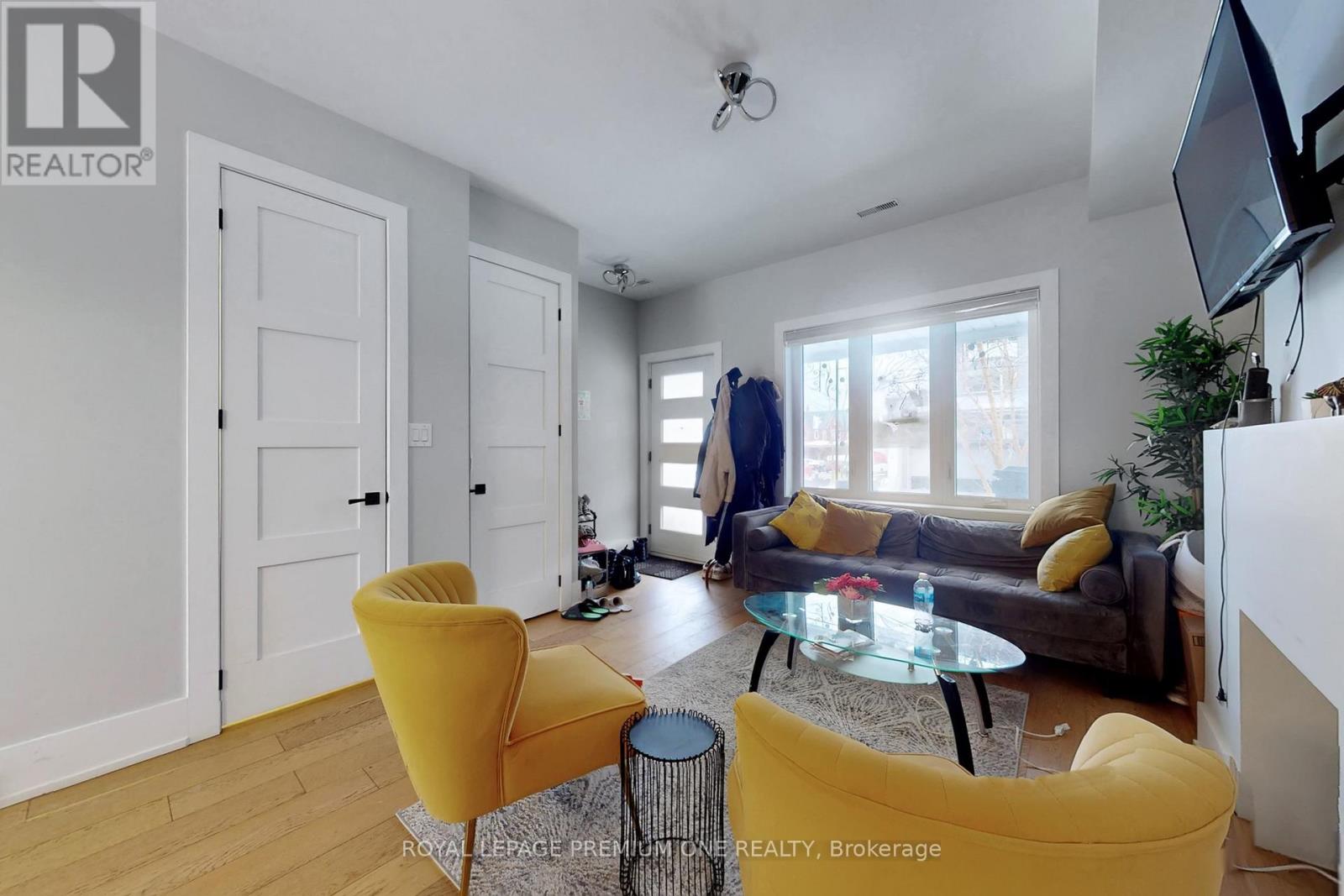 223 Manning Avenue, Toronto, Ontario  M6J 2K8 - Photo 8 - C12825092