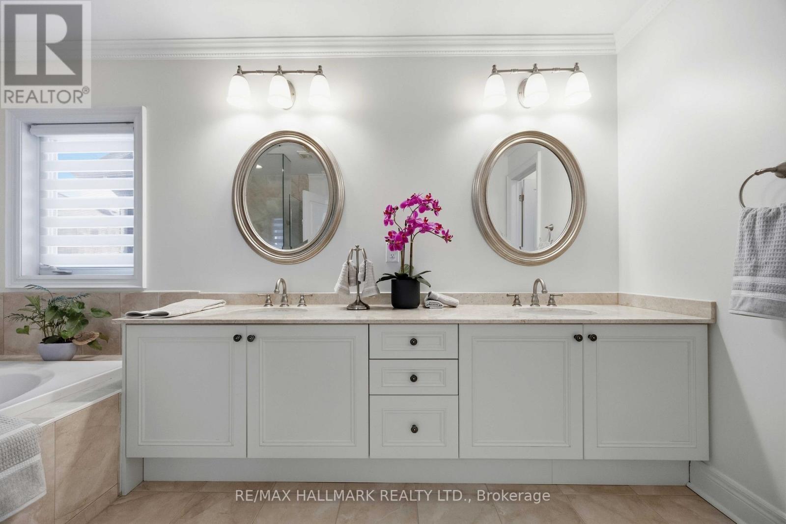 40 Sweet Anna Court, Vaughan, Ontario  L6A 4E3 - Photo 28 - N12838952