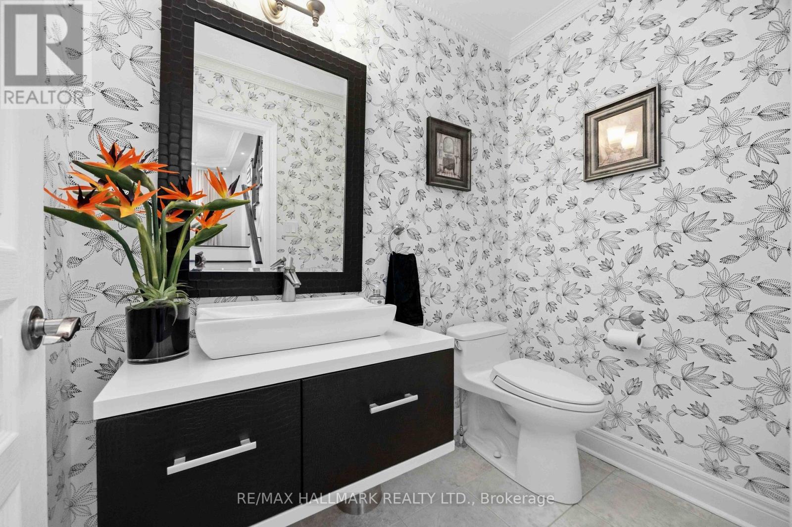 40 Sweet Anna Court, Vaughan, Ontario  L6A 4E3 - Photo 39 - N12838952