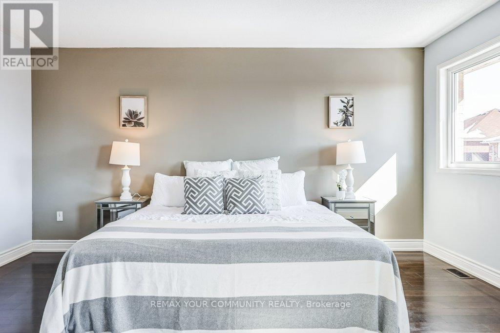 232 Penndutch Circle, Whitchurch-Stouffville, Ontario  L4A 0P1 - Photo 17 - N12838774