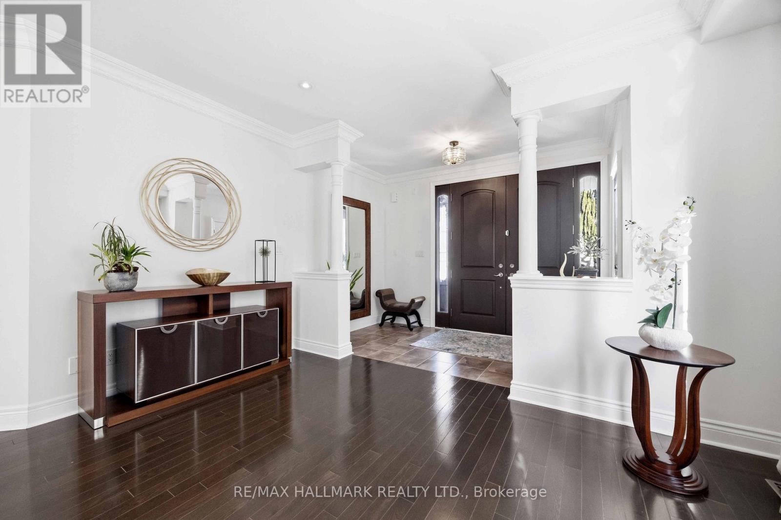 40 Sweet Anna Court, Vaughan, Ontario  L6A 4E3 - Photo 4 - N12838952