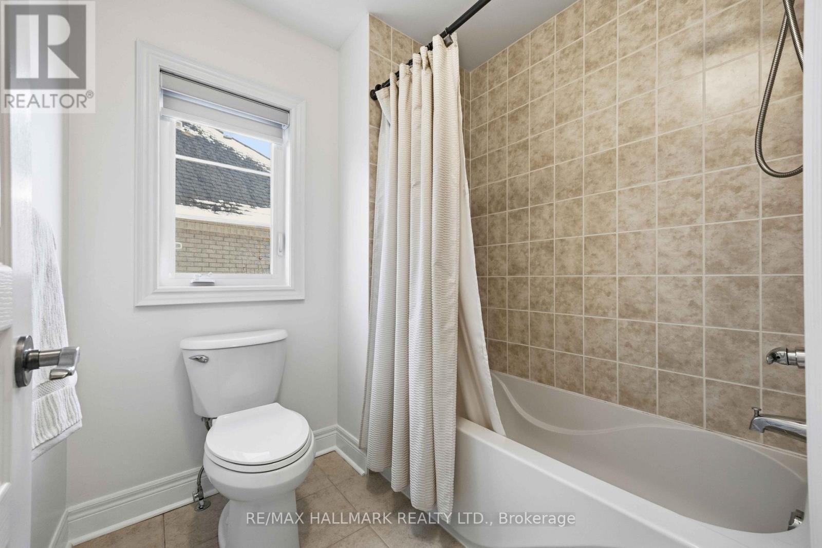 40 Sweet Anna Court, Vaughan, Ontario  L6A 4E3 - Photo 31 - N12838952