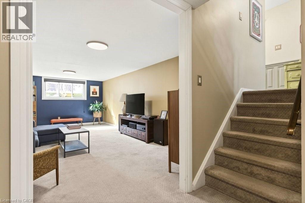 36 Hanover Place, Hamilton, Ontario  L8K 5X6 - Photo 37 - 40808908