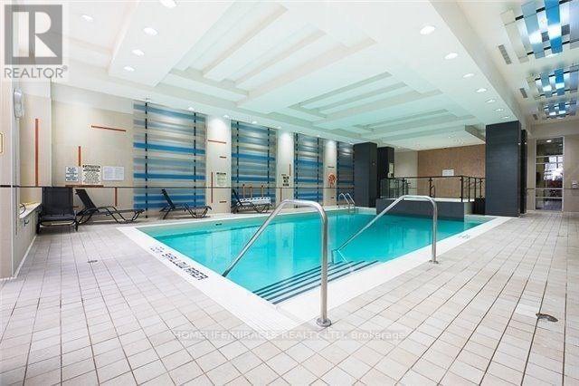 510 - 330 Burnhamthorpe Road W, Mississauga (City Centre), Ontario  L5B 0E1 - Photo 9 - W12838632