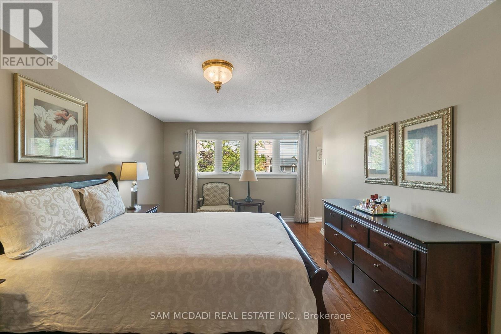 4260 Shelby Crescent, Mississauga, Ontario  L4W 3N5 - Photo 23 - W12838640