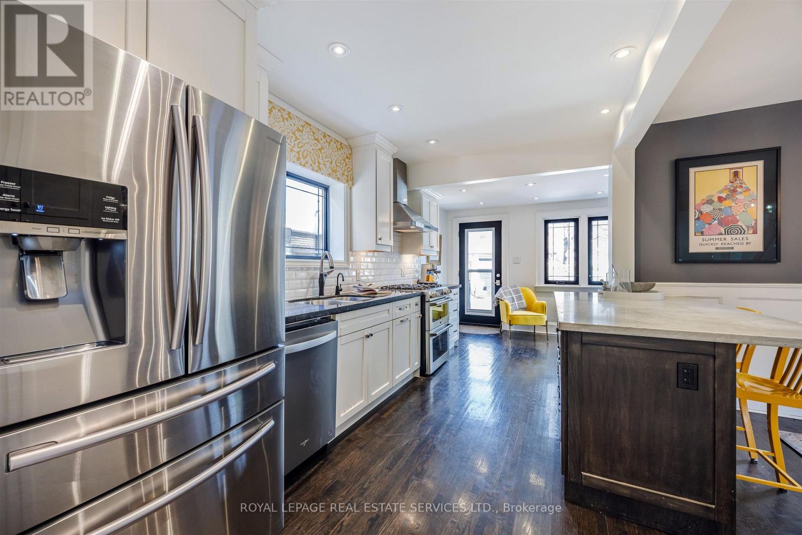 81 Armadale Avenue, Toronto, Ontario  M6S 3W9 - Photo 12 - W12838694