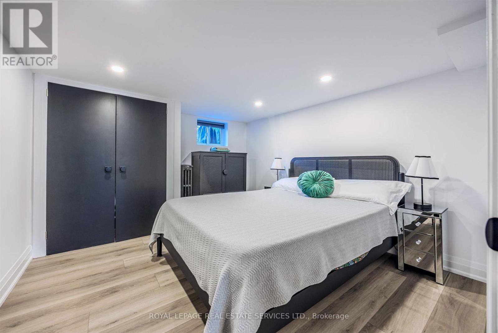 81 Armadale Avenue, Toronto, Ontario  M6S 3W9 - Photo 25 - W12838694