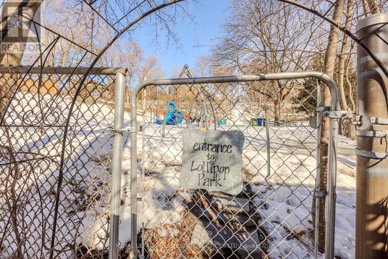 81 Armadale Avenue, Toronto, Ontario  M6S 3W9 - Photo 29 - W12838694