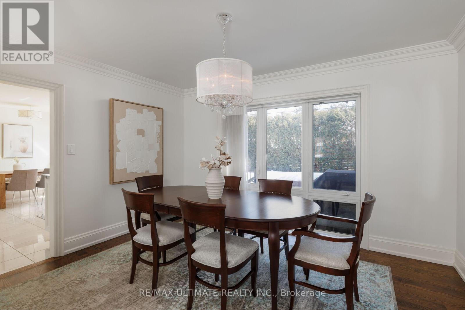 27 Ravensbourne Crescent, Toronto, Ontario  M9A 2A9 - Photo 15 - W12838808