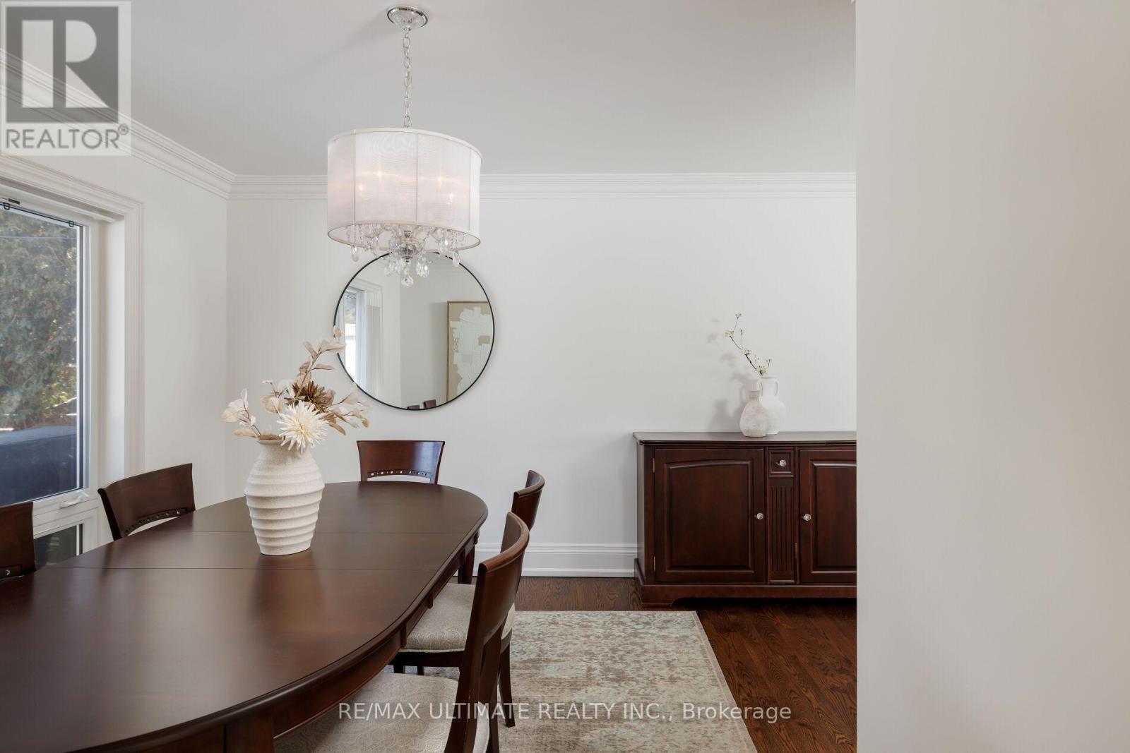 27 Ravensbourne Crescent, Toronto, Ontario  M9A 2A9 - Photo 16 - W12838808