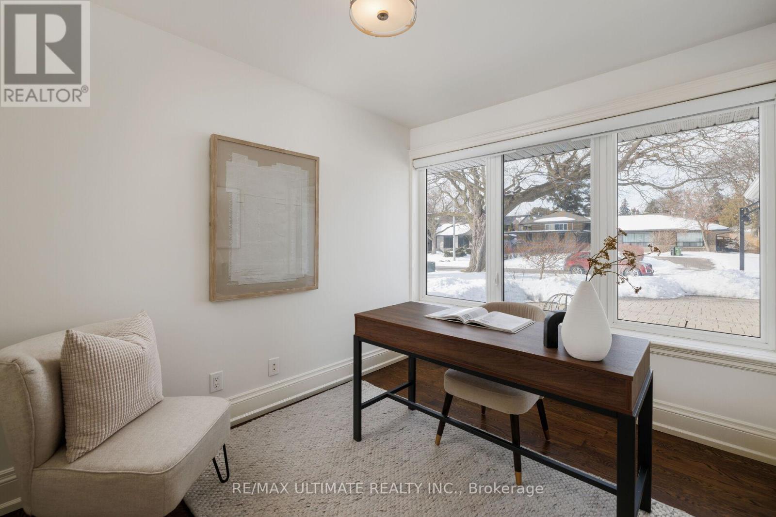 27 Ravensbourne Crescent, Toronto, Ontario  M9A 2A9 - Photo 27 - W12838808