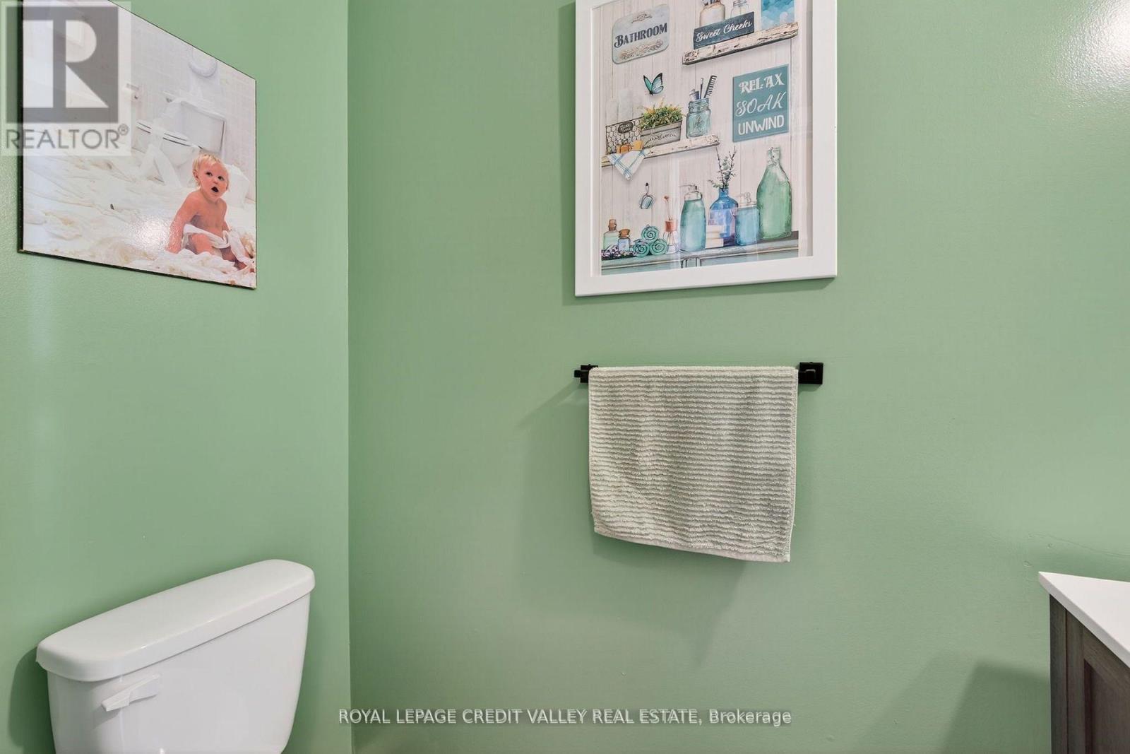 60 Gondola Crescent, Brampton, Ontario  L6S 1W6 - Photo 18 - W12838818