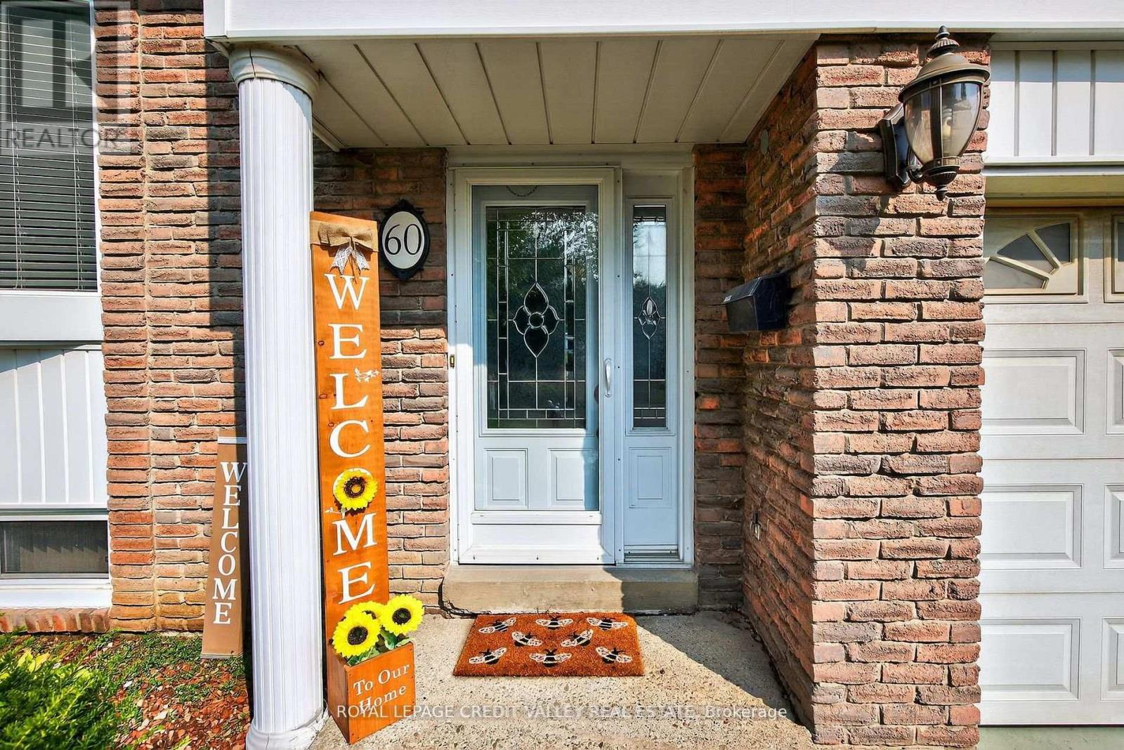 60 Gondola Crescent, Brampton, Ontario  L6S 1W6 - Photo 2 - W12838818