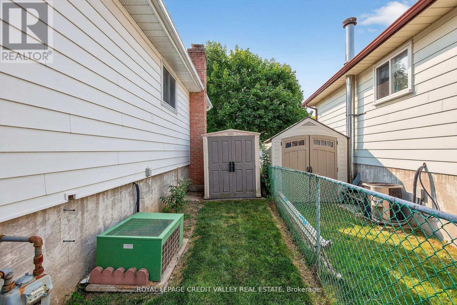 60 Gondola Crescent, Brampton, Ontario  L6S 1W6 - Photo 45 - W12838818