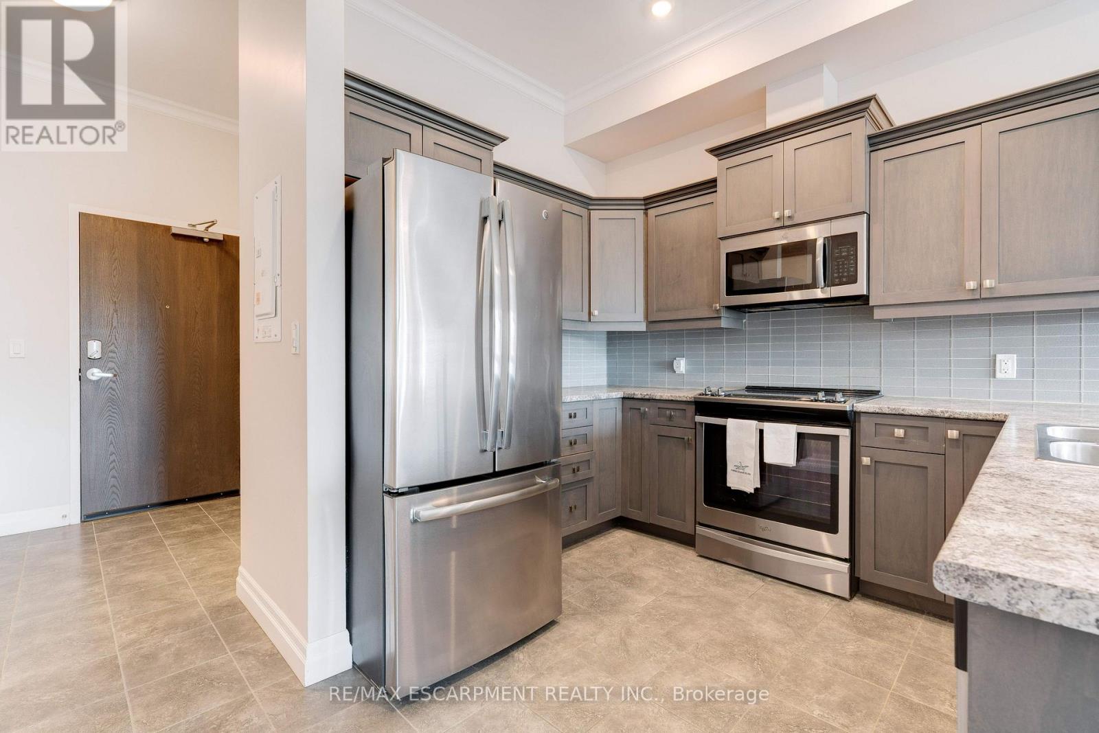 106 - 3290 New Street, Burlington, Ontario  L7N 1M8 - Photo 11 - W12838824