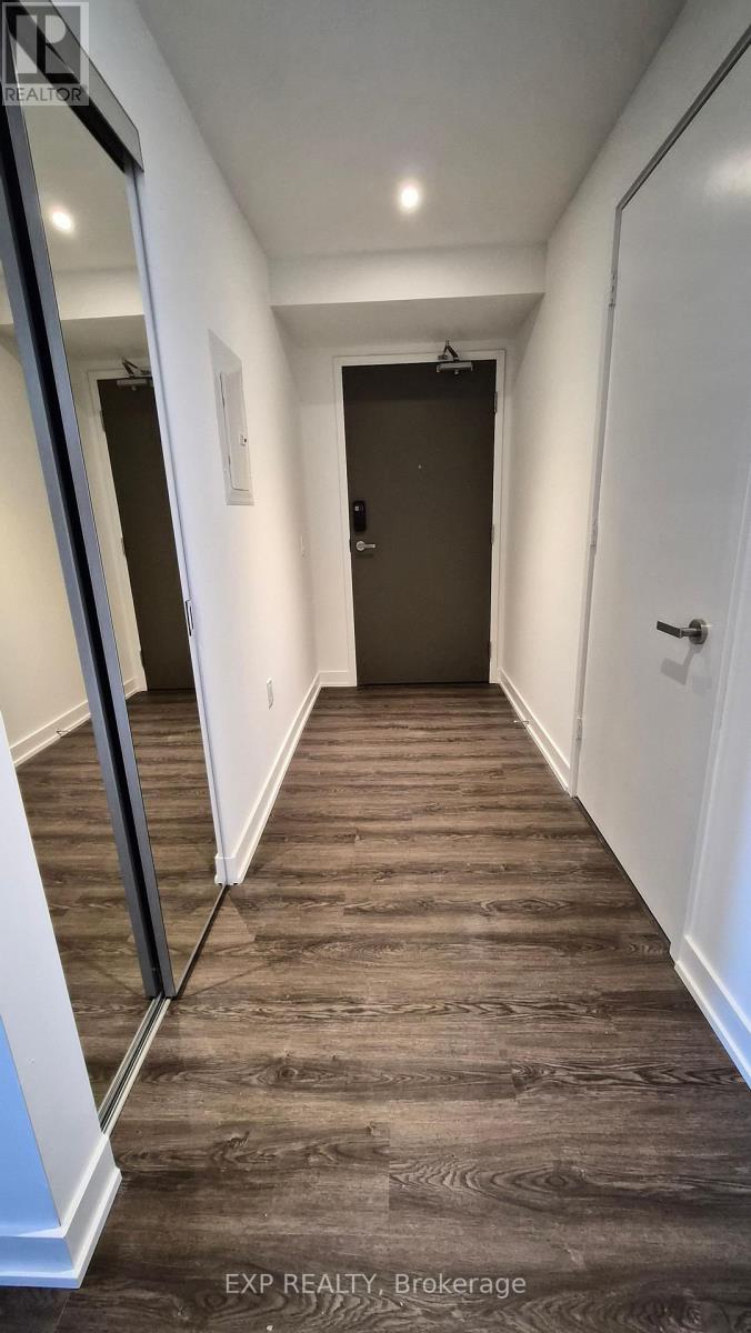 1206 - 448 Burnhamthorpe Road W, Mississauga (City Centre), Ontario  L5B 4M6 - Photo 2 - W12838836