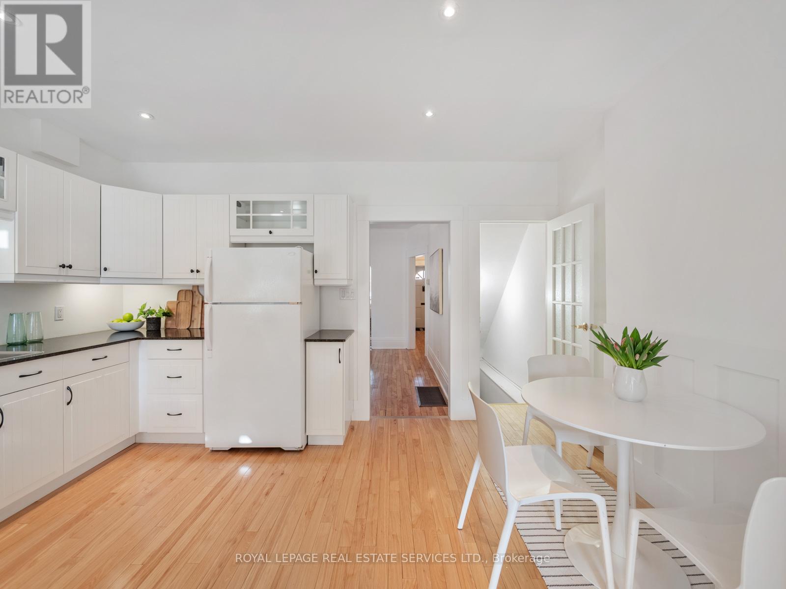 574 St Clarens Avenue, Toronto, Ontario  M6H 3W7 - Photo 13 - W12838844