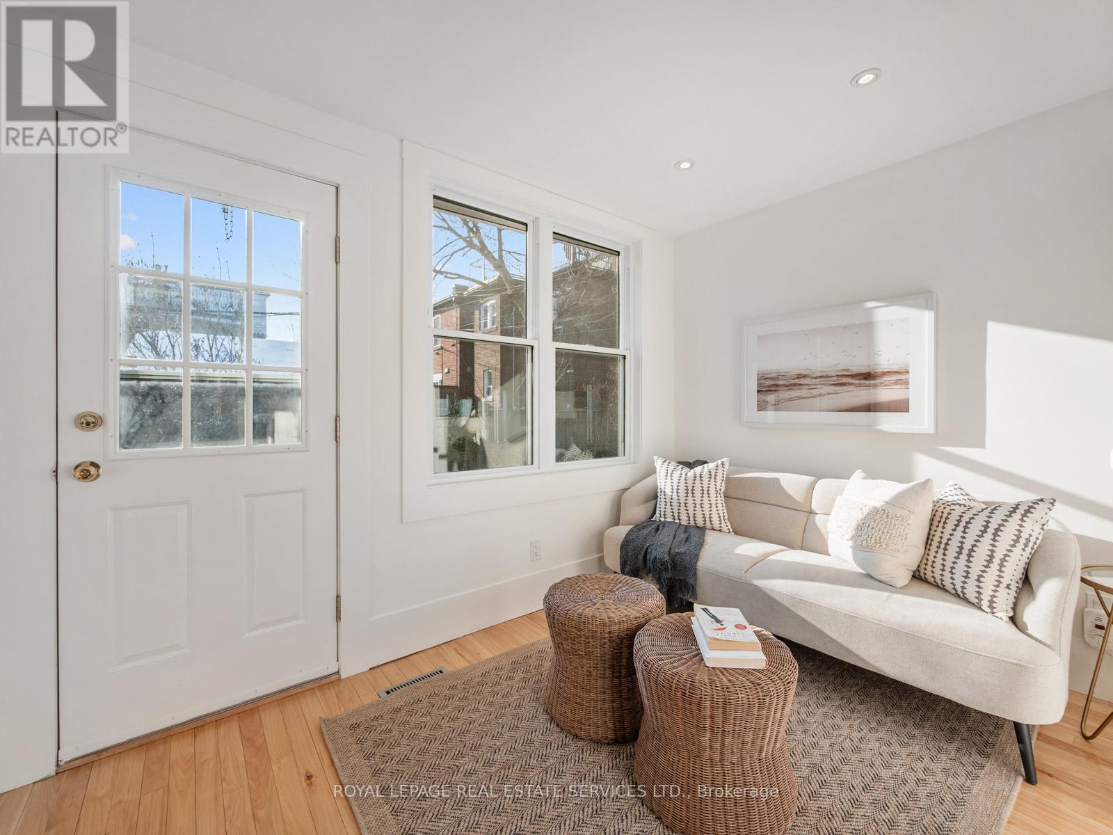 574 St Clarens Avenue, Toronto, Ontario  M6H 3W7 - Photo 16 - W12838844