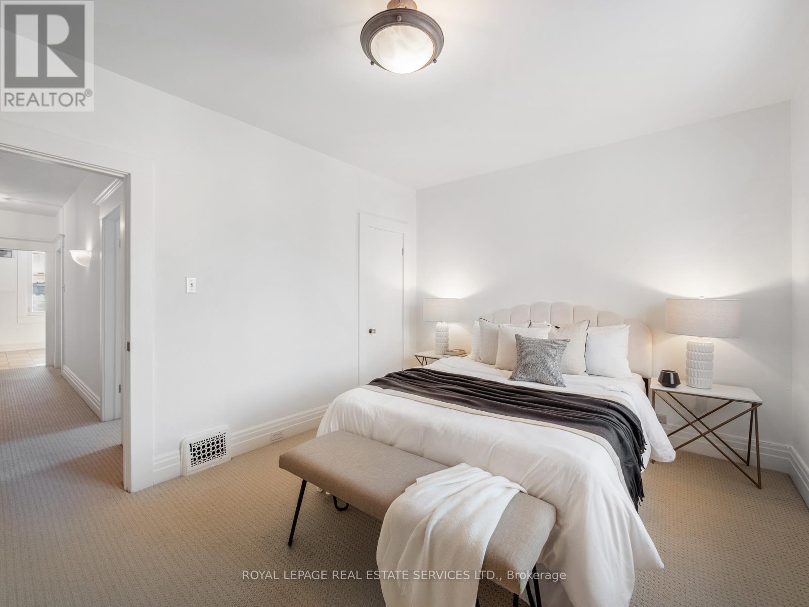 574 St Clarens Avenue, Toronto, Ontario  M6H 3W7 - Photo 25 - W12838844