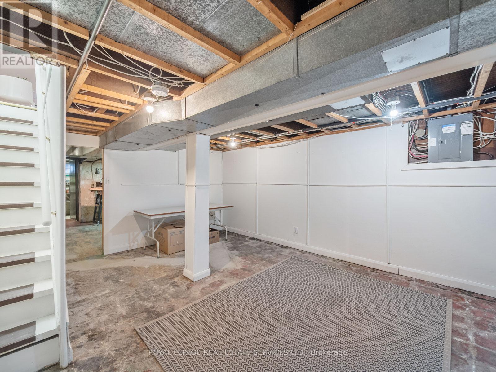 574 St Clarens Avenue, Toronto, Ontario  M6H 3W7 - Photo 33 - W12838844