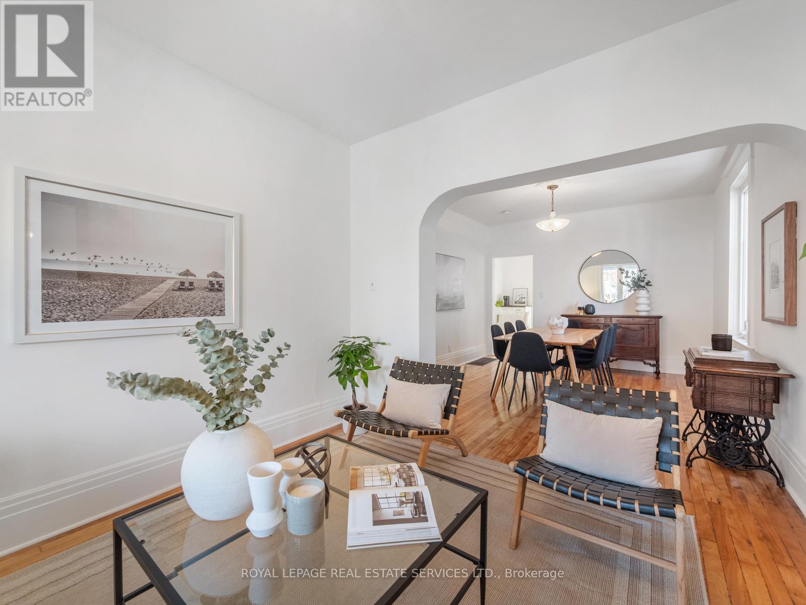 574 St Clarens Avenue, Toronto, Ontario  M6H 3W7 - Photo 7 - W12838844