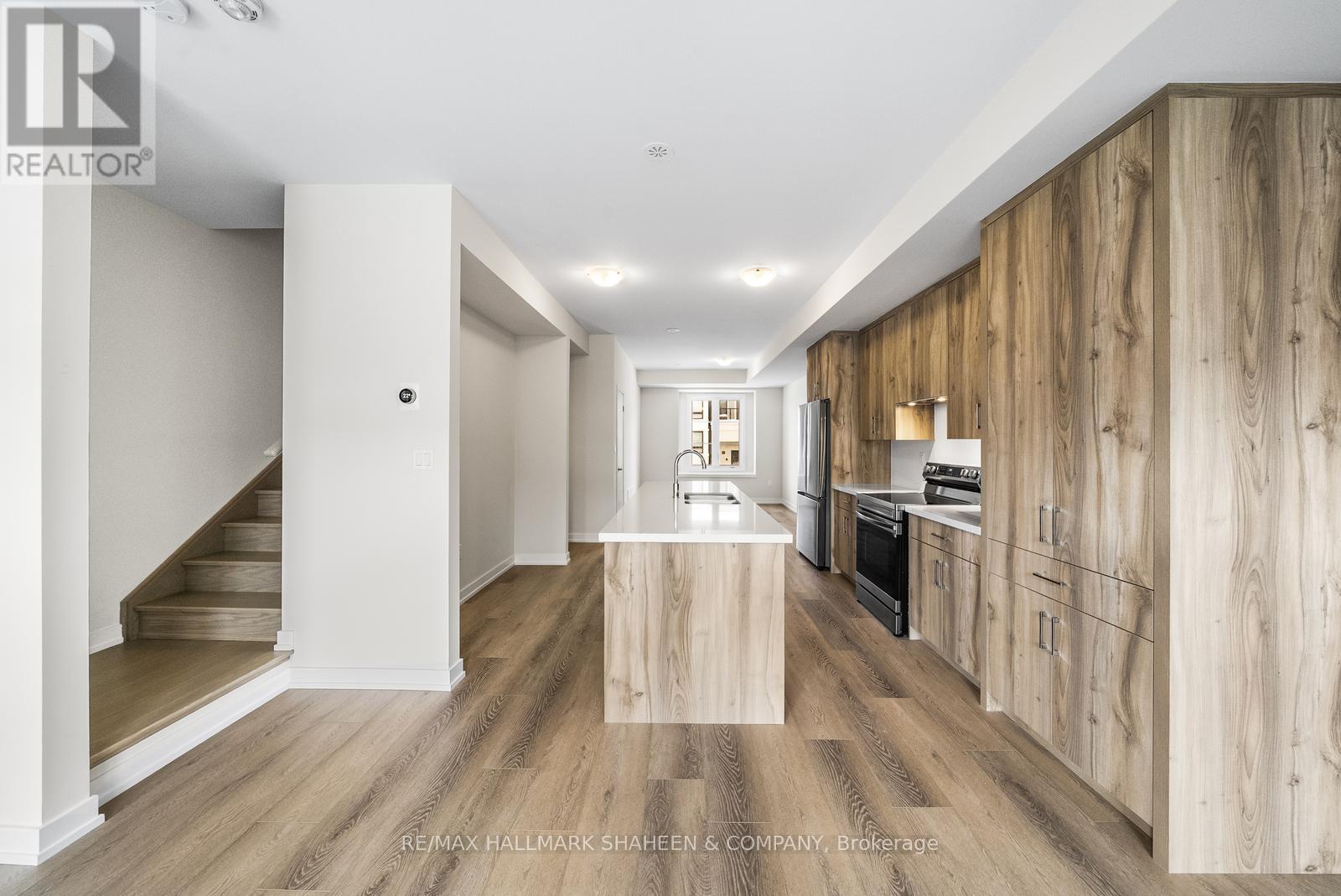 1354 Kaniv Street, Oakville, Ontario  L6M 5R3 - Photo 12 - W12838870