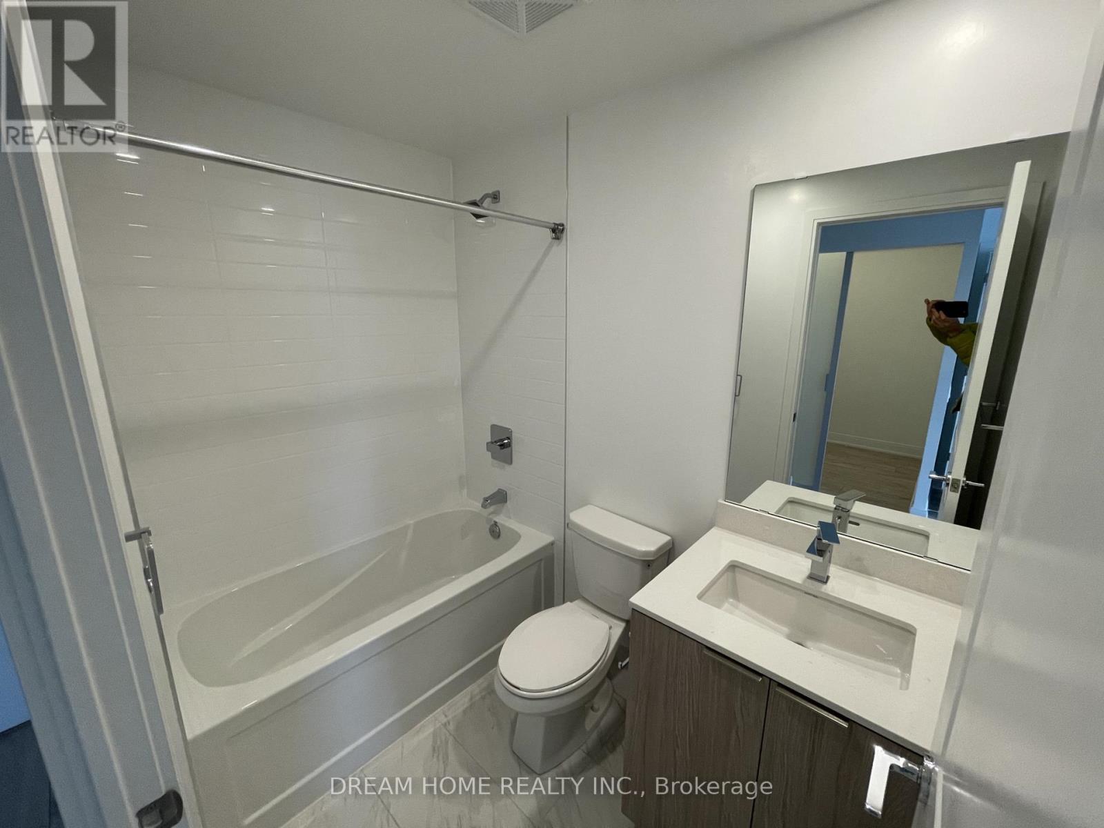 2903 - 70 Annie Graig Drive, Toronto, Ontario  M8V 0C4 - Photo 12 - W12838878