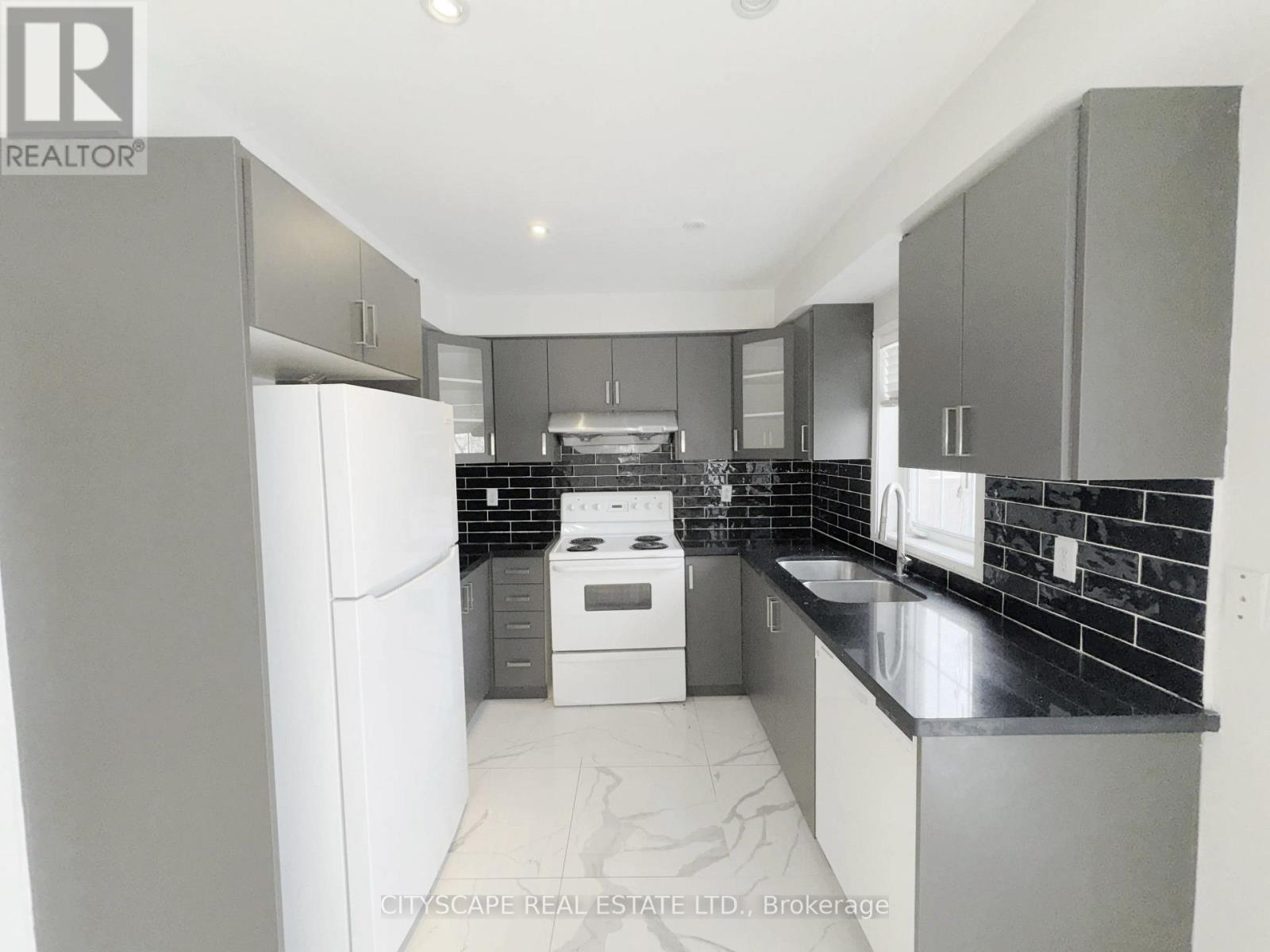 3970 Arbourview Terrace, Mississauga, Ontario  L5M 7B8 - Photo 7 - W12838902