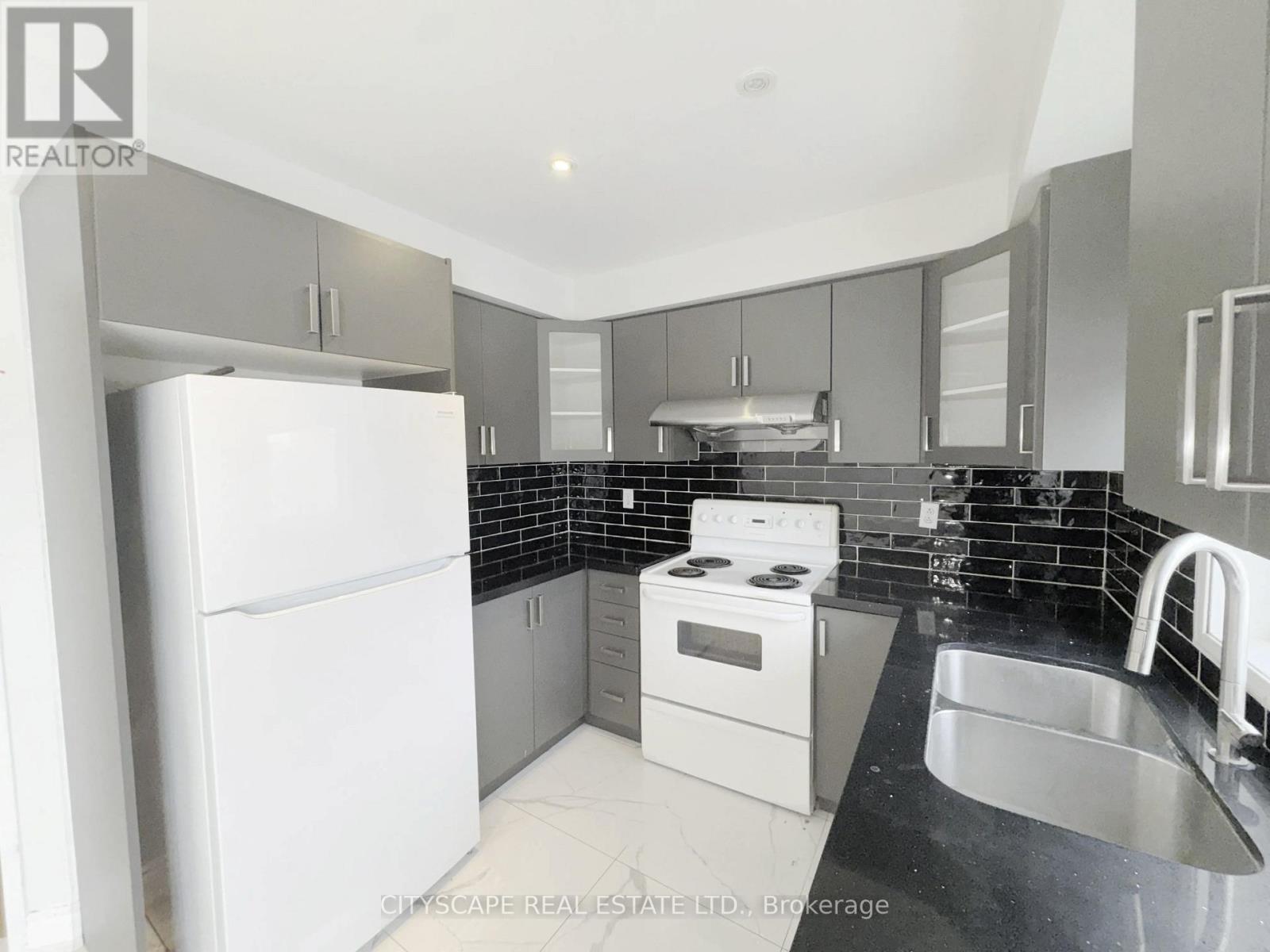 3970 Arbourview Terrace, Mississauga, Ontario  L5M 7B8 - Photo 8 - W12838902