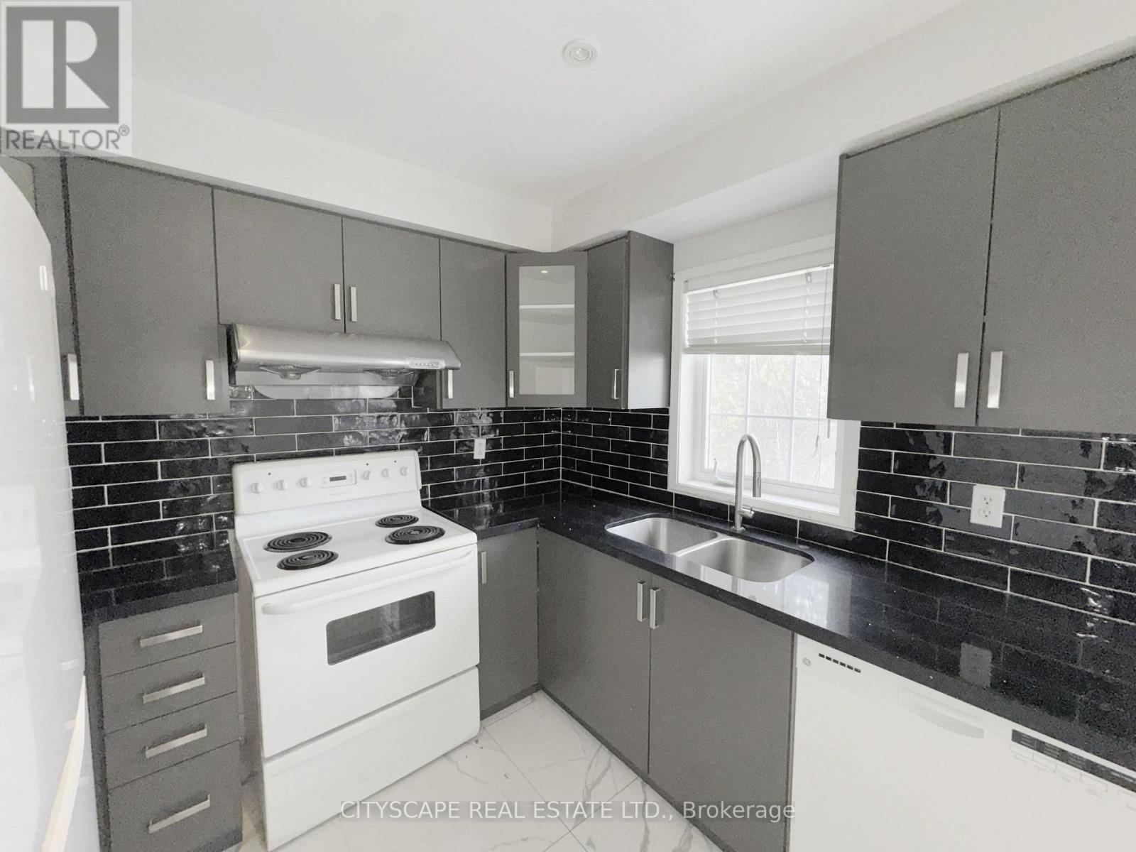 3970 Arbourview Terrace, Mississauga, Ontario  L5M 7B8 - Photo 9 - W12838902