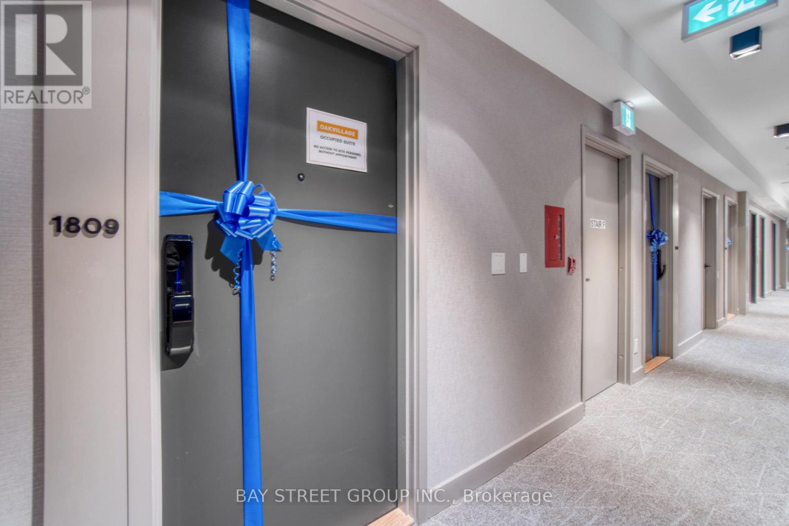 1809 - 335 Wheat Boom Drive, Oakville, Ontario  L6H 7Y1 - Photo 6 - W12838942