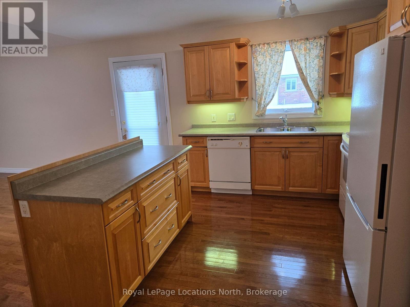 Unit # 23 - 275 Huron Street, Clearview, Ontario  L0M 1S0 - Photo 42 - S12642200