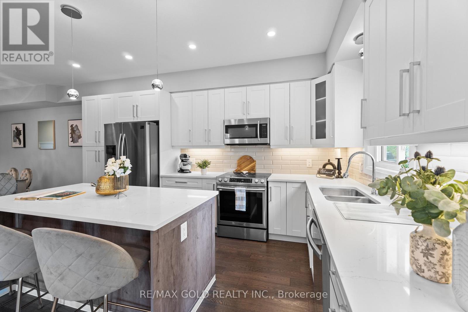 42 Fifth Avenue, Kitchener, Ontario  N2C 1P4 - Photo 10 - X12838538