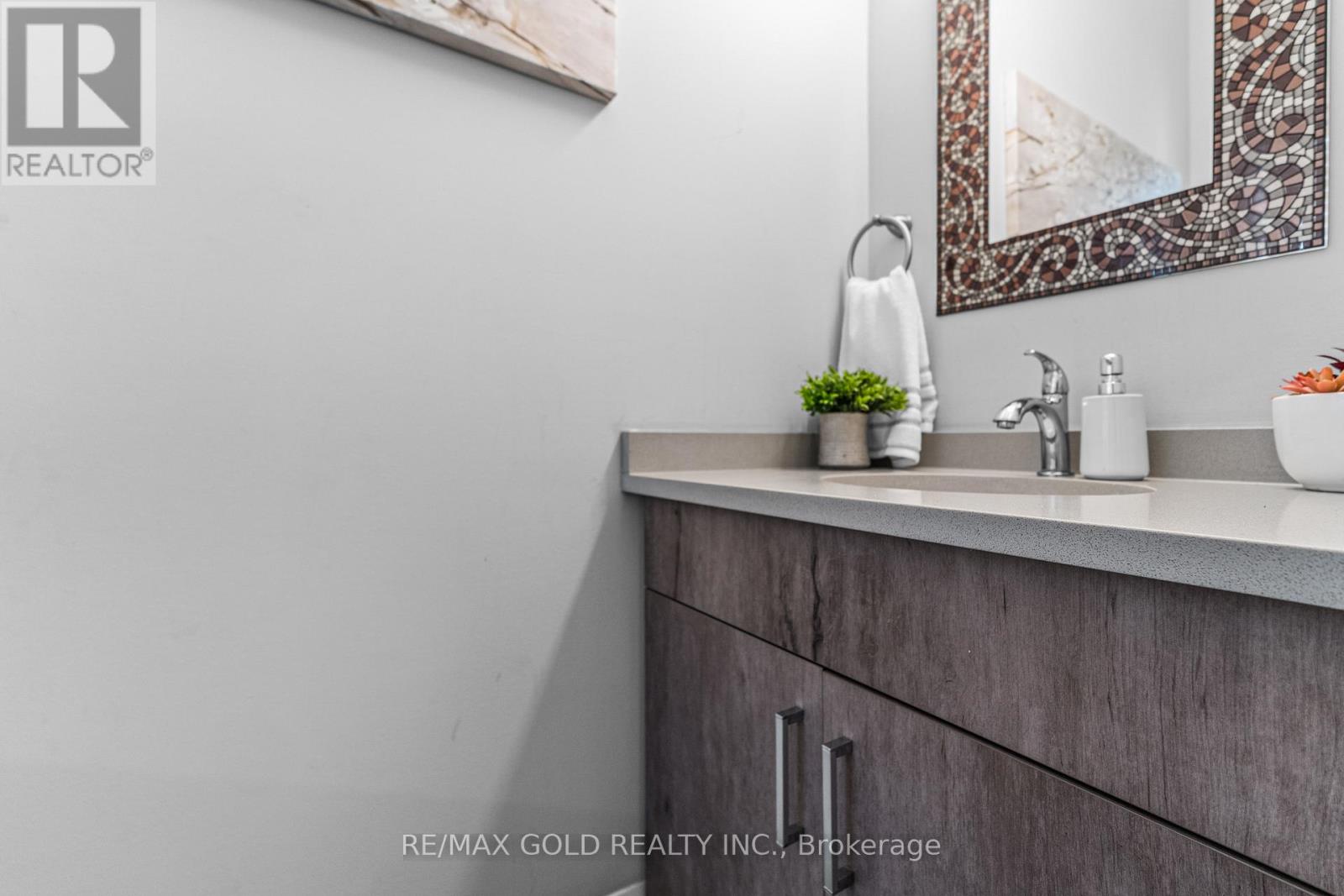 42 Fifth Avenue, Kitchener, Ontario  N2C 1P4 - Photo 18 - X12838538