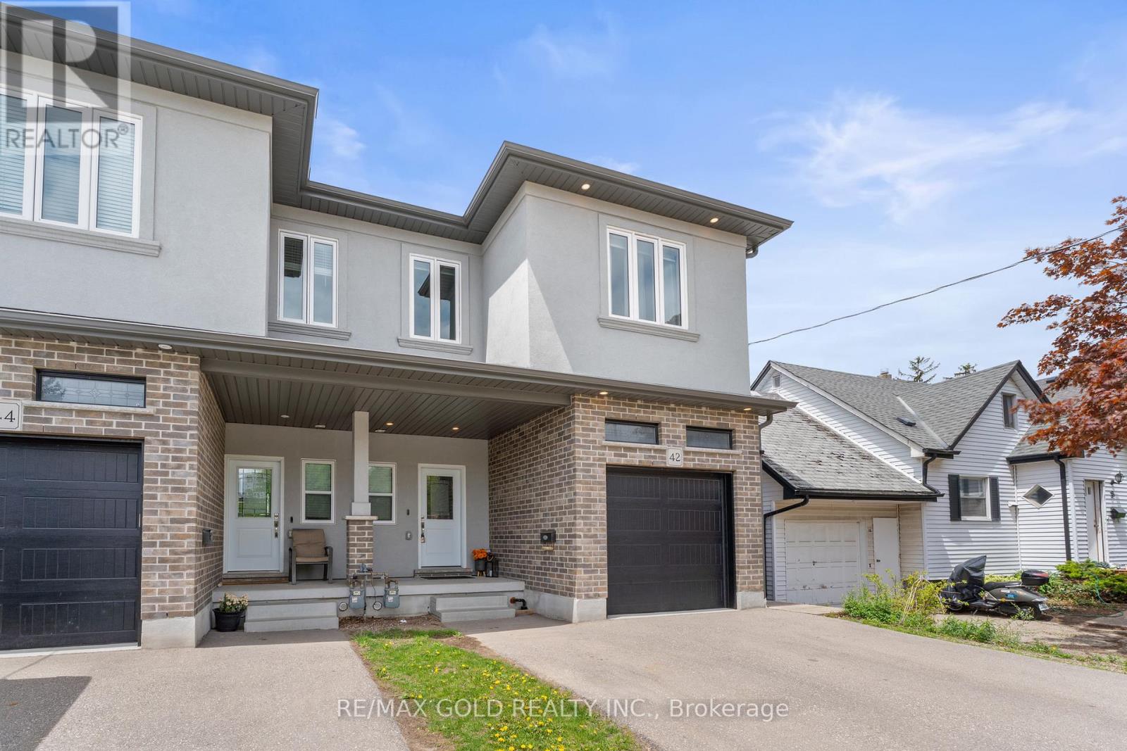 42 Fifth Avenue, Kitchener, Ontario  N2C 1P4 - Photo 2 - X12838538