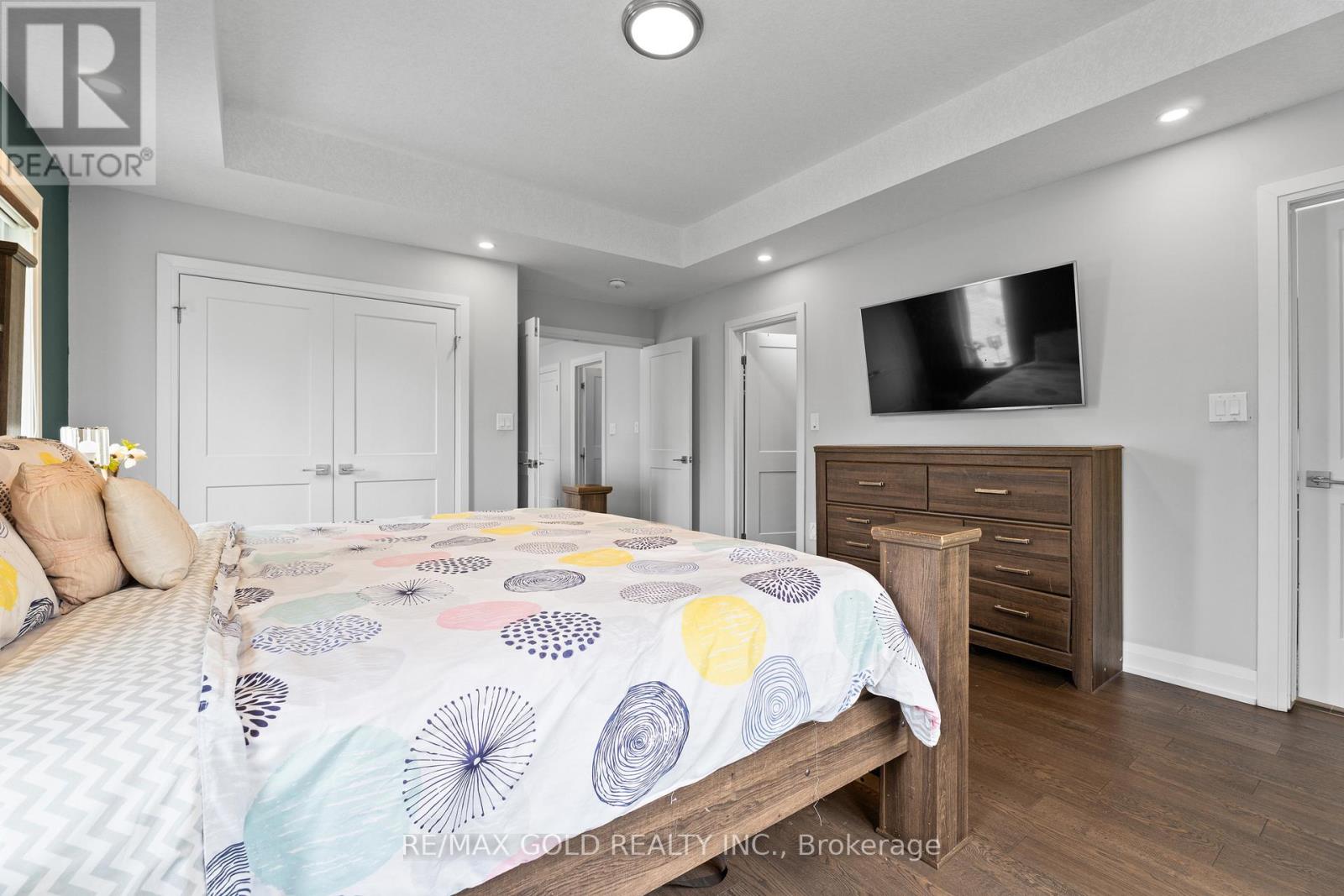 42 Fifth Avenue, Kitchener, Ontario  N2C 1P4 - Photo 23 - X12838538