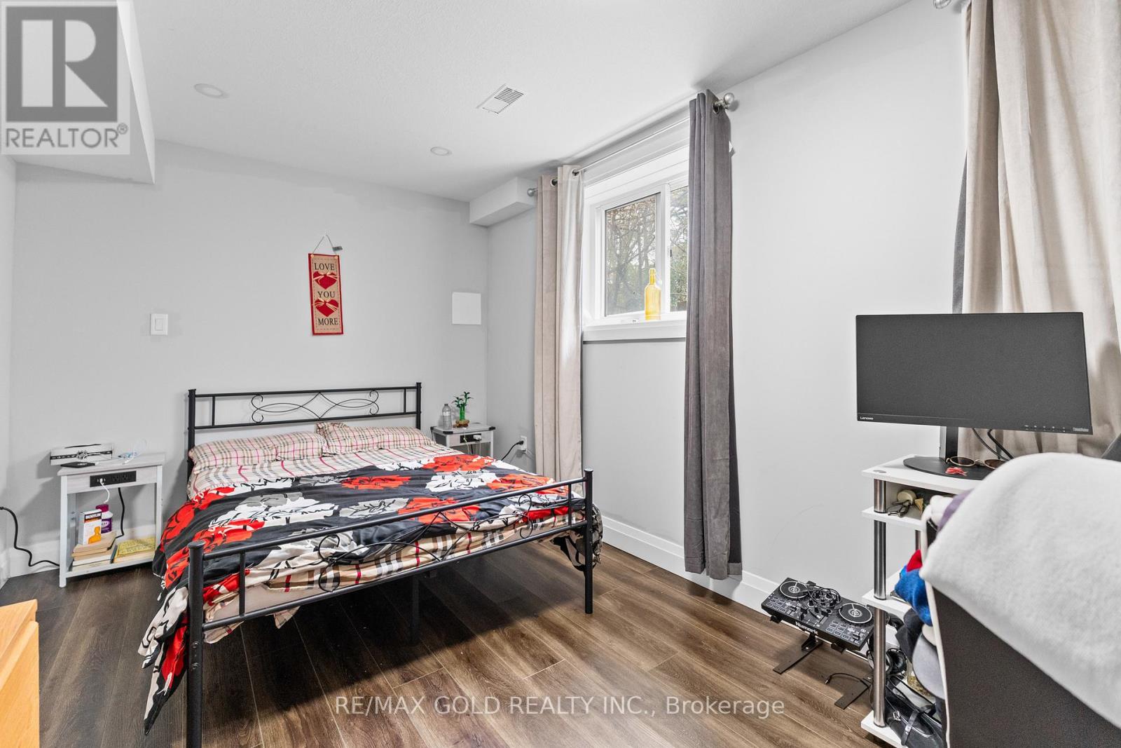 42 Fifth Avenue, Kitchener, Ontario  N2C 1P4 - Photo 38 - X12838538