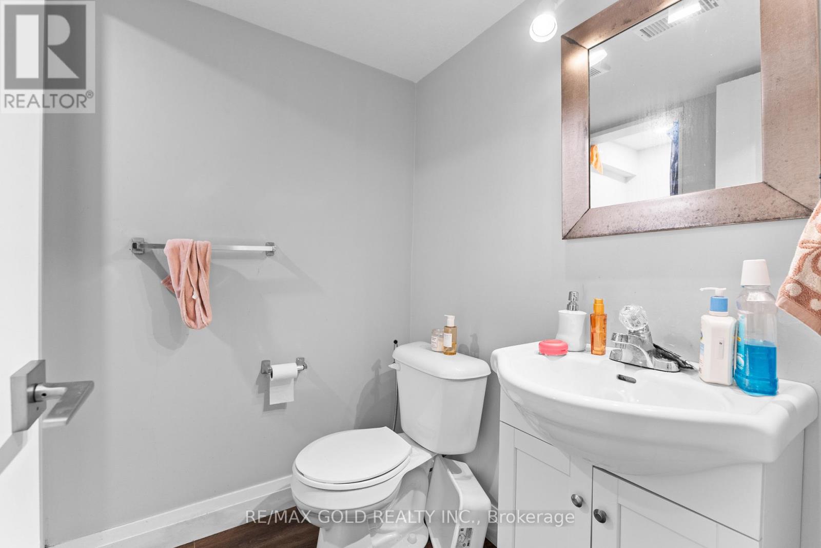 42 Fifth Avenue, Kitchener, Ontario  N2C 1P4 - Photo 40 - X12838538