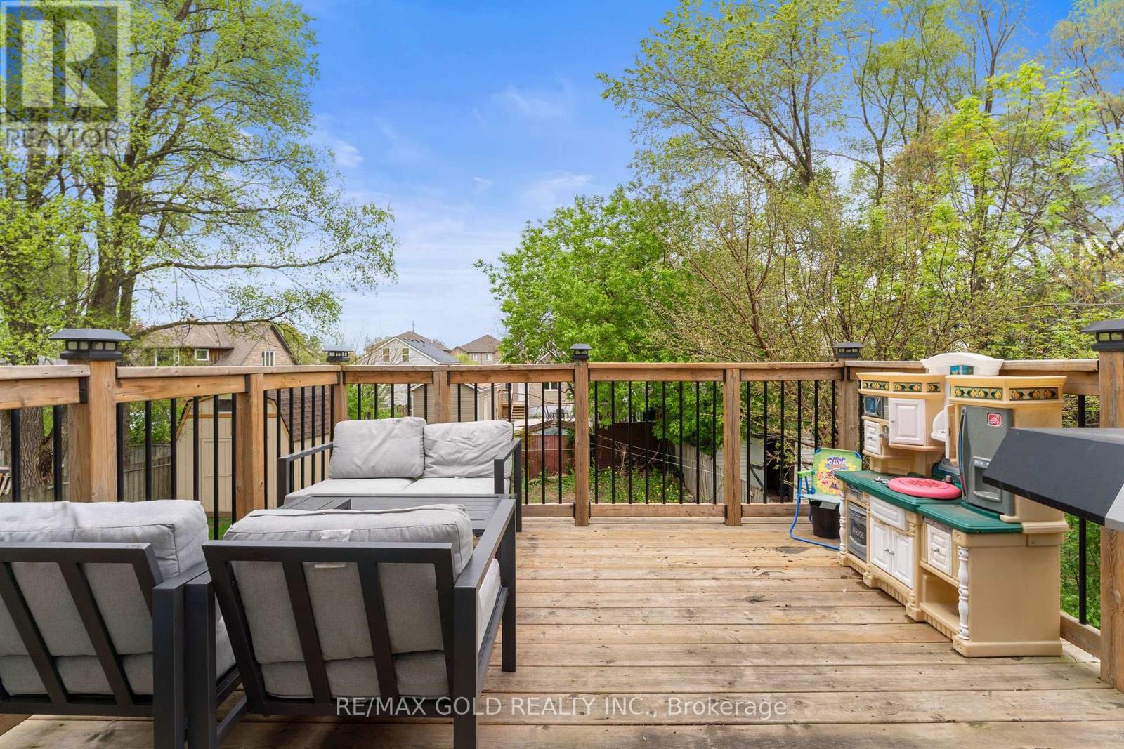 42 Fifth Avenue, Kitchener, Ontario  N2C 1P4 - Photo 41 - X12838538