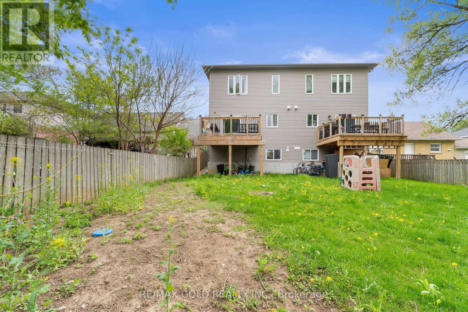 42 Fifth Avenue, Kitchener, Ontario  N2C 1P4 - Photo 44 - X12838538