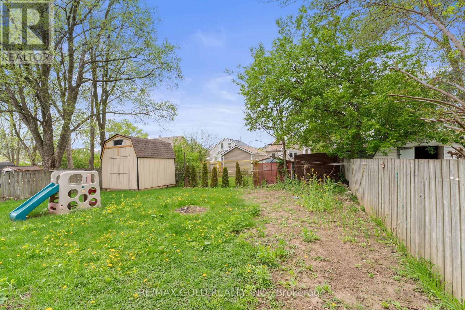 42 Fifth Avenue, Kitchener, Ontario  N2C 1P4 - Photo 45 - X12838538