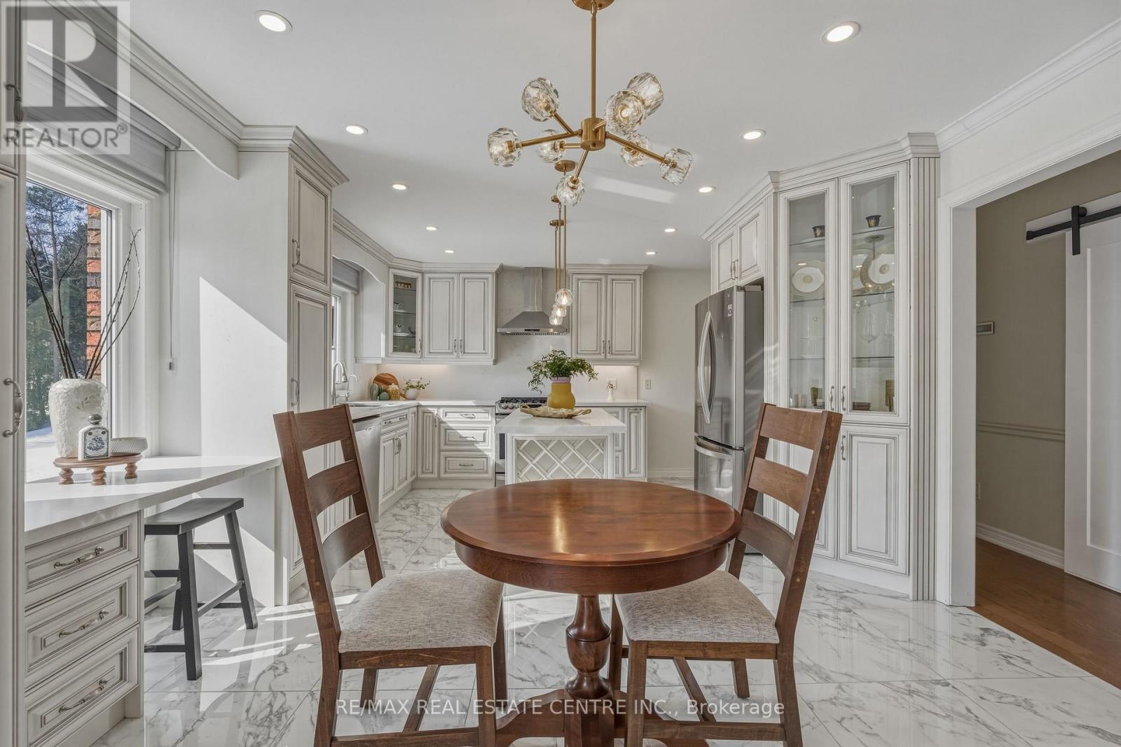 6 Iris Court, Hamilton, Ontario  L0R 1H3 - Photo 16 - X12838634