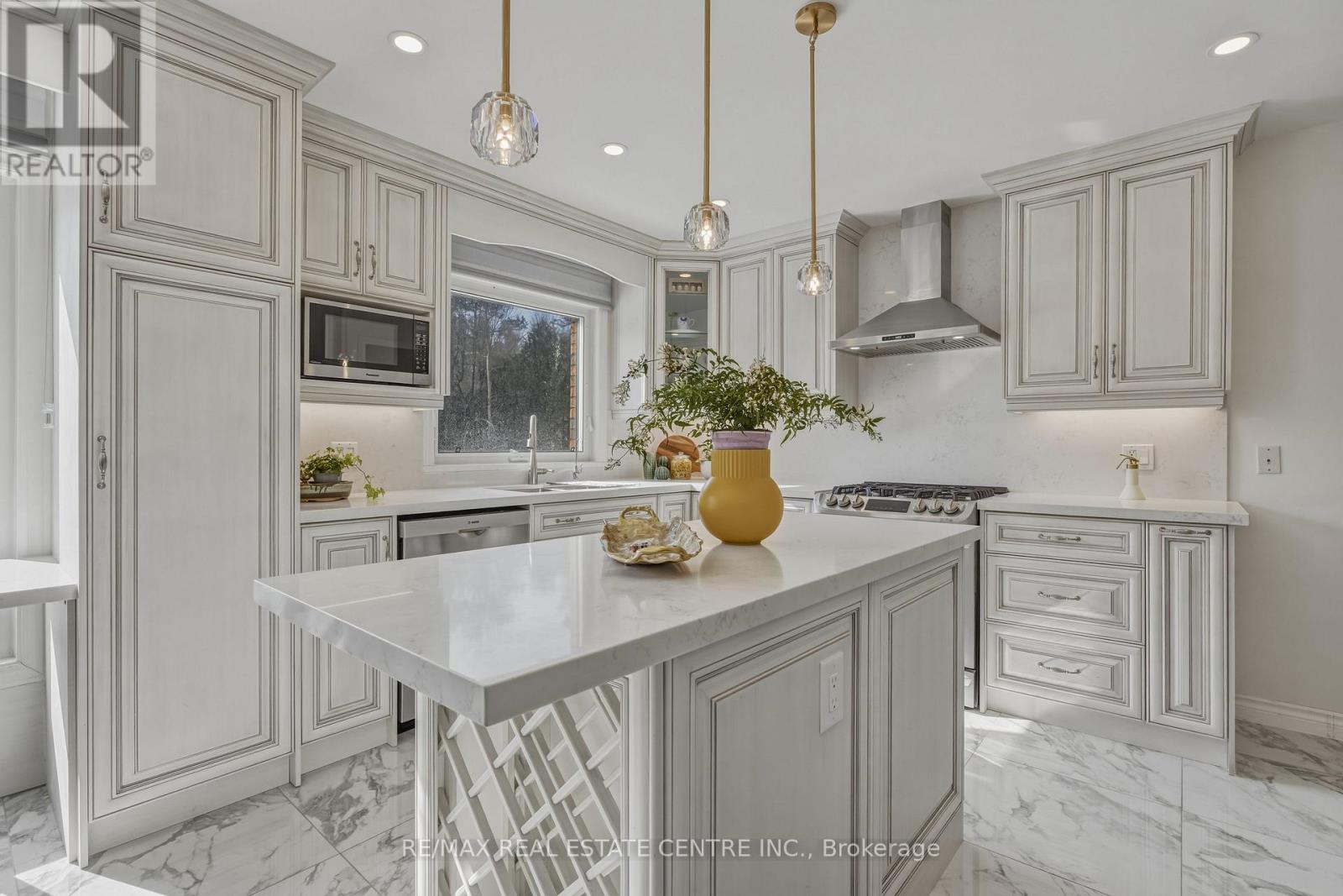 6 Iris Court, Hamilton, Ontario  L0R 1H3 - Photo 17 - X12838634