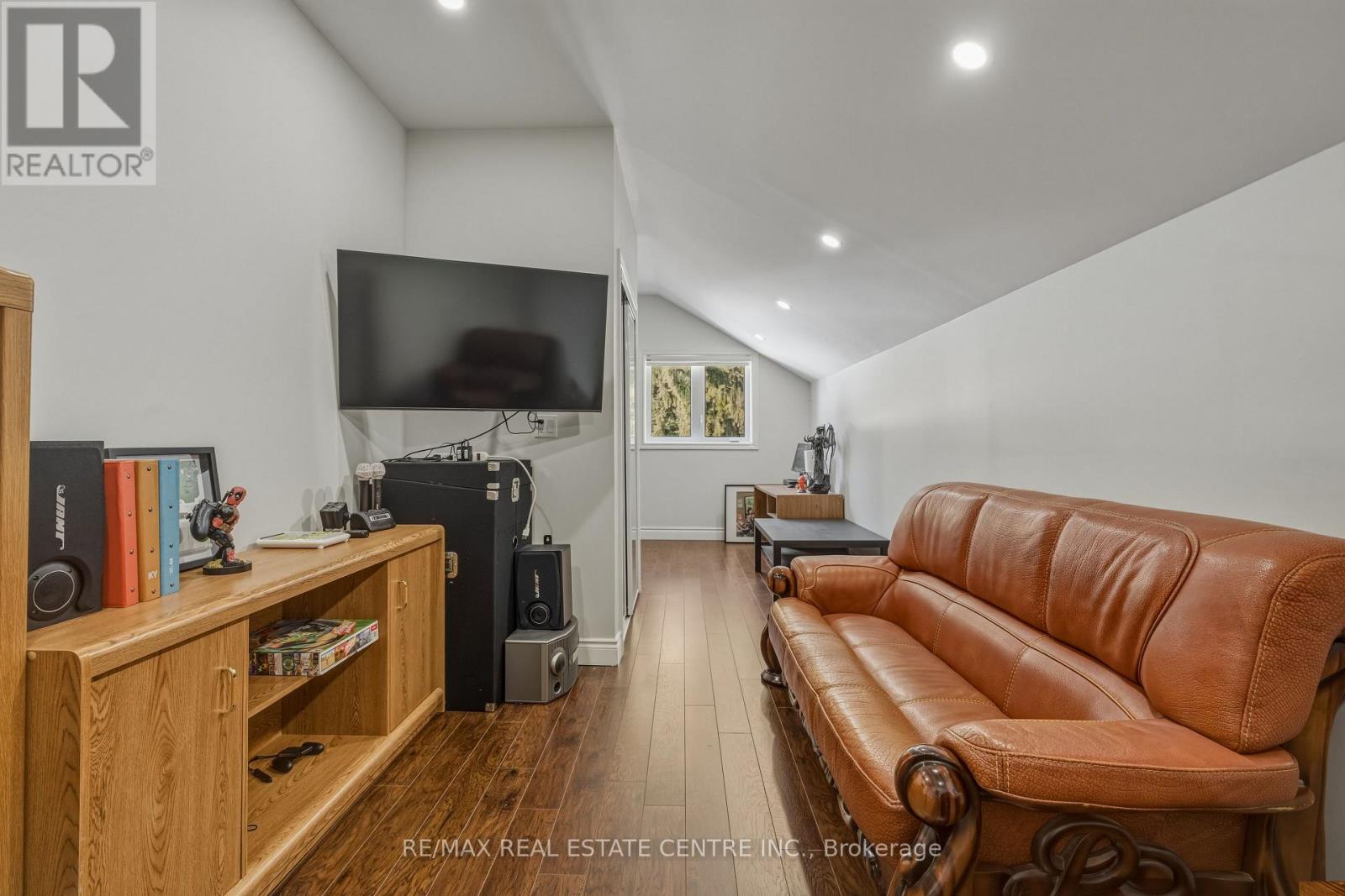 6 Iris Court, Hamilton, Ontario  L0R 1H3 - Photo 34 - X12838634