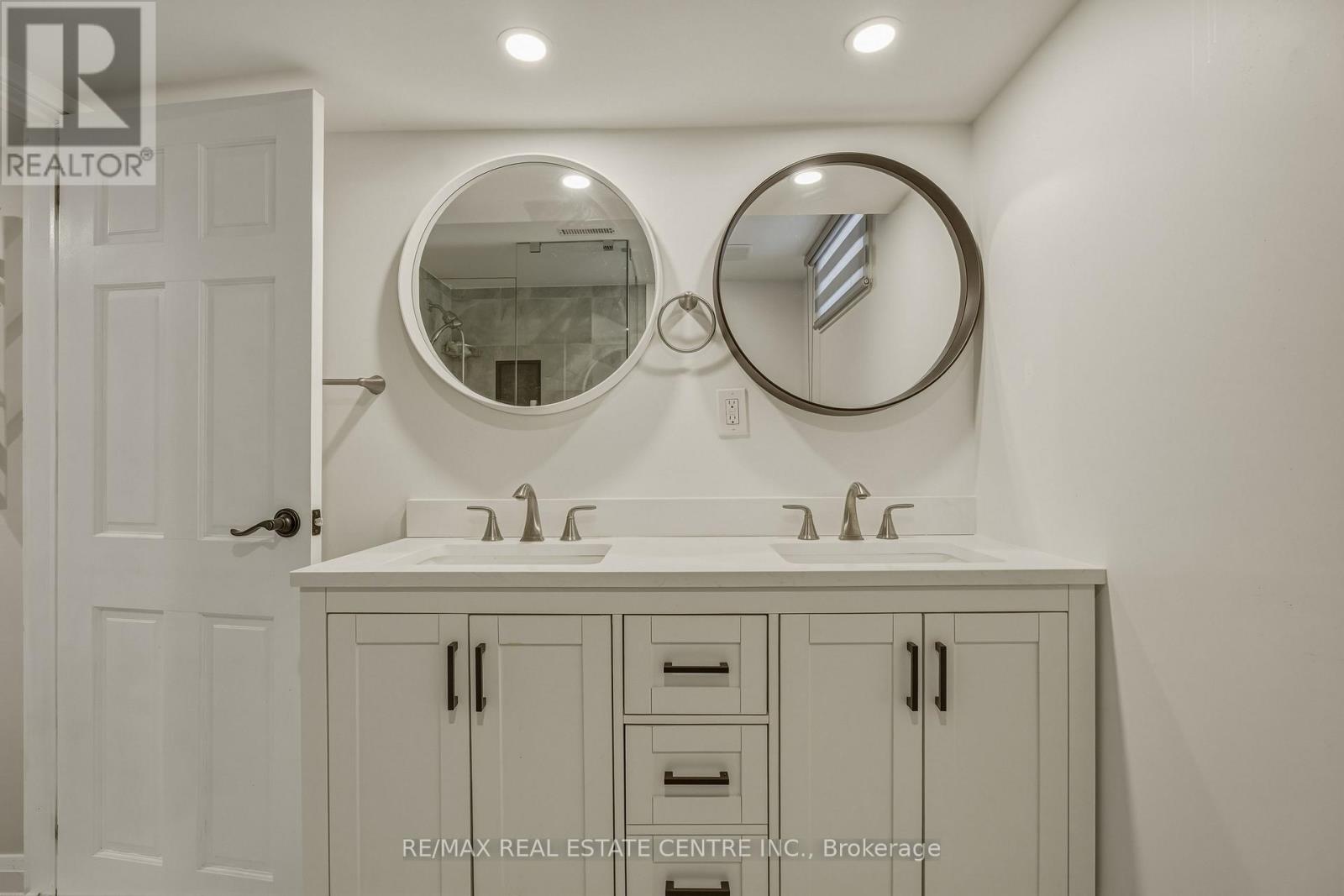 6 Iris Court, Hamilton, Ontario  L0R 1H3 - Photo 46 - X12838634