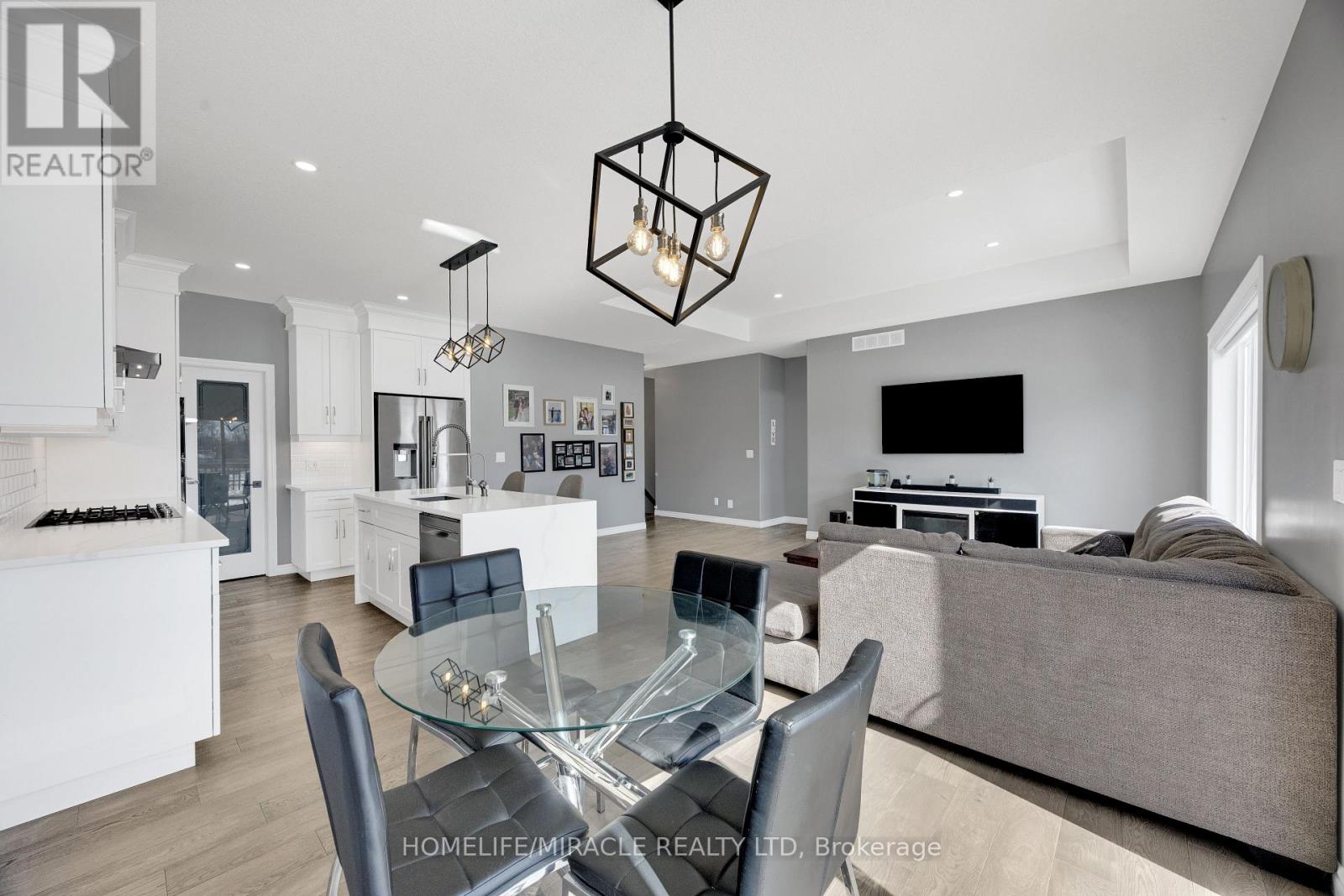 78 Matheson Crescent, East Zorra-Tavistock, Ontario  N0J 1M0 - Photo 26 - X12838656