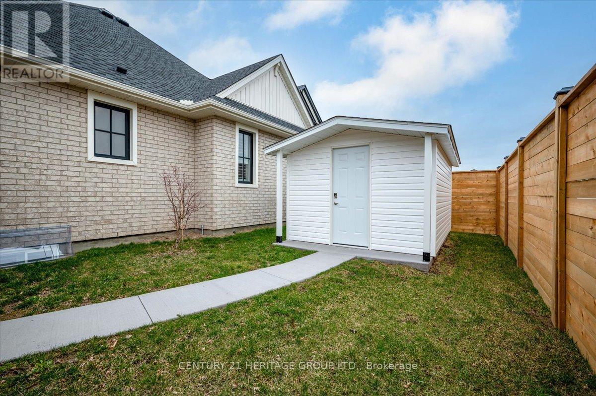 3 Coulthard Street, Tillsonburg, Ontario  N4G 0J3 - Photo 37 - X12838782