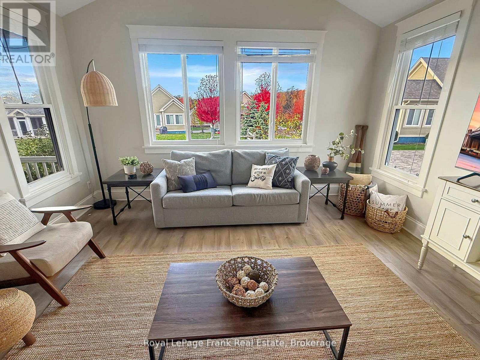 107 - 2 Butternut Lane, Prince Edward County, Ontario  K0K 1P0 - Photo 8 - X12838918