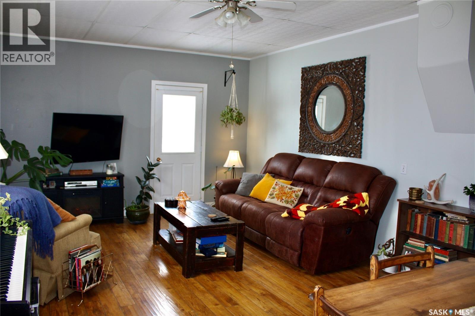 200 3rd Street, Dundurn, Saskatchewan  S0K 1K0 - Photo 11 - SK029549