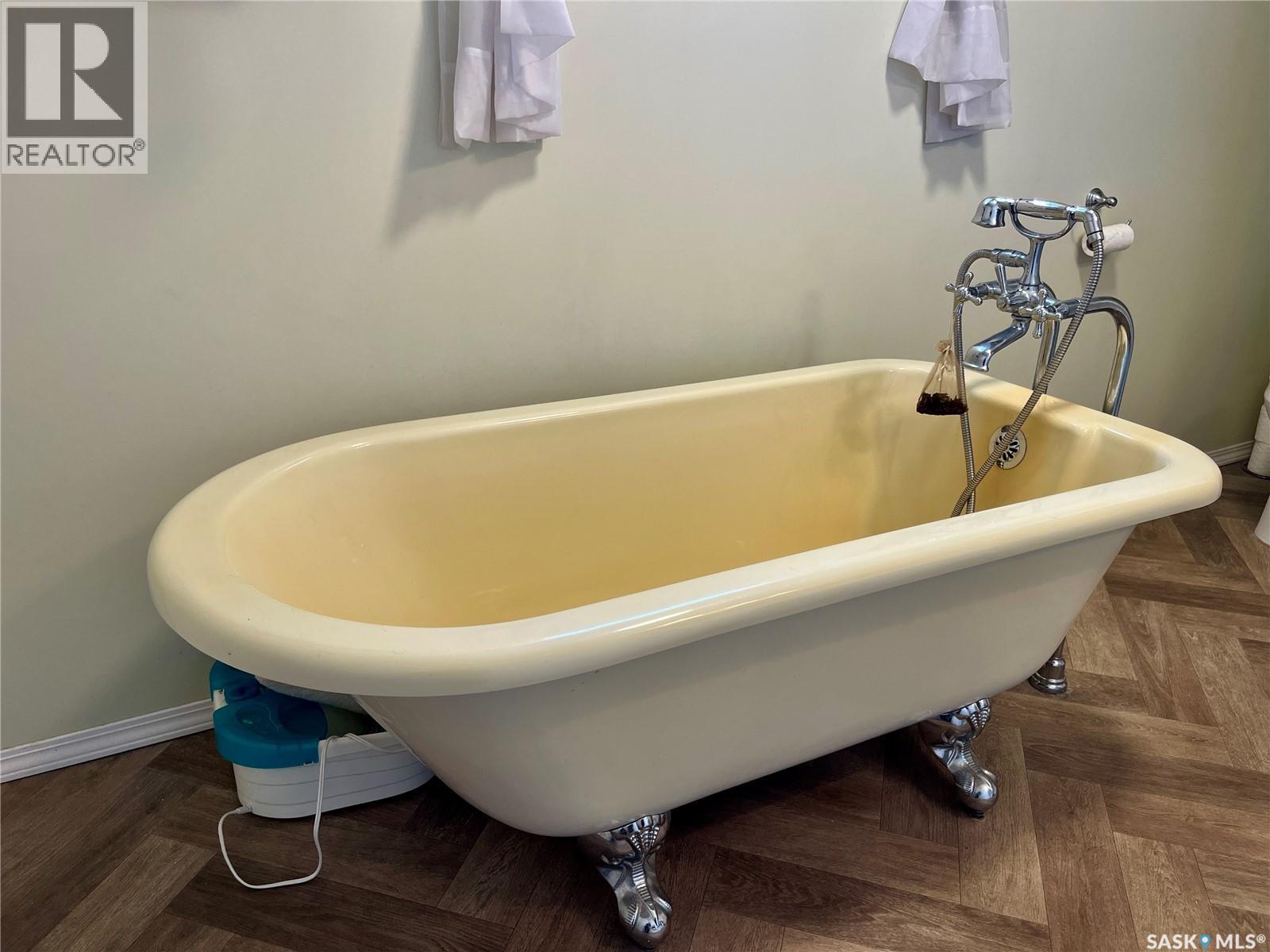 200 3rd Street, Dundurn, Saskatchewan  S0K 1K0 - Photo 18 - SK029549